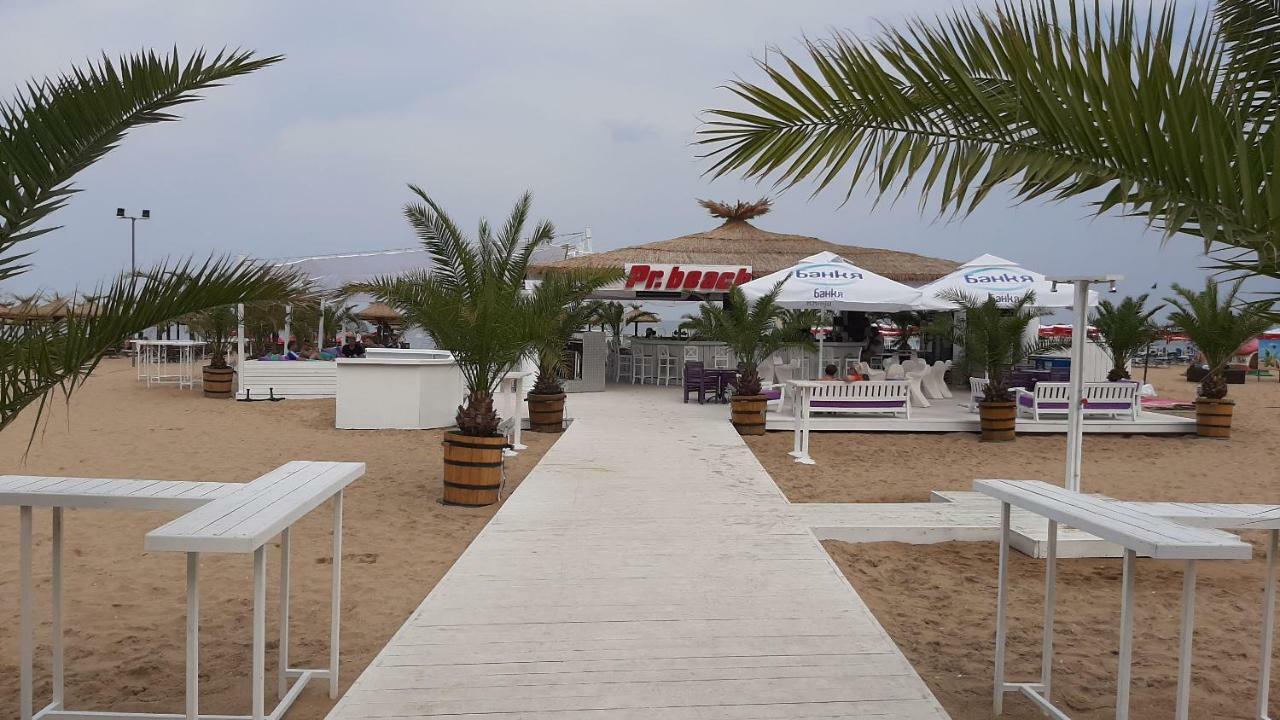 Aparthotel Vesta Riviera - Free Parking à Sables d'or Extérieur photo